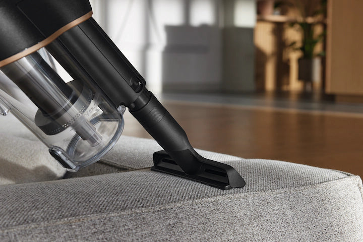 Wide upholstery nozzle